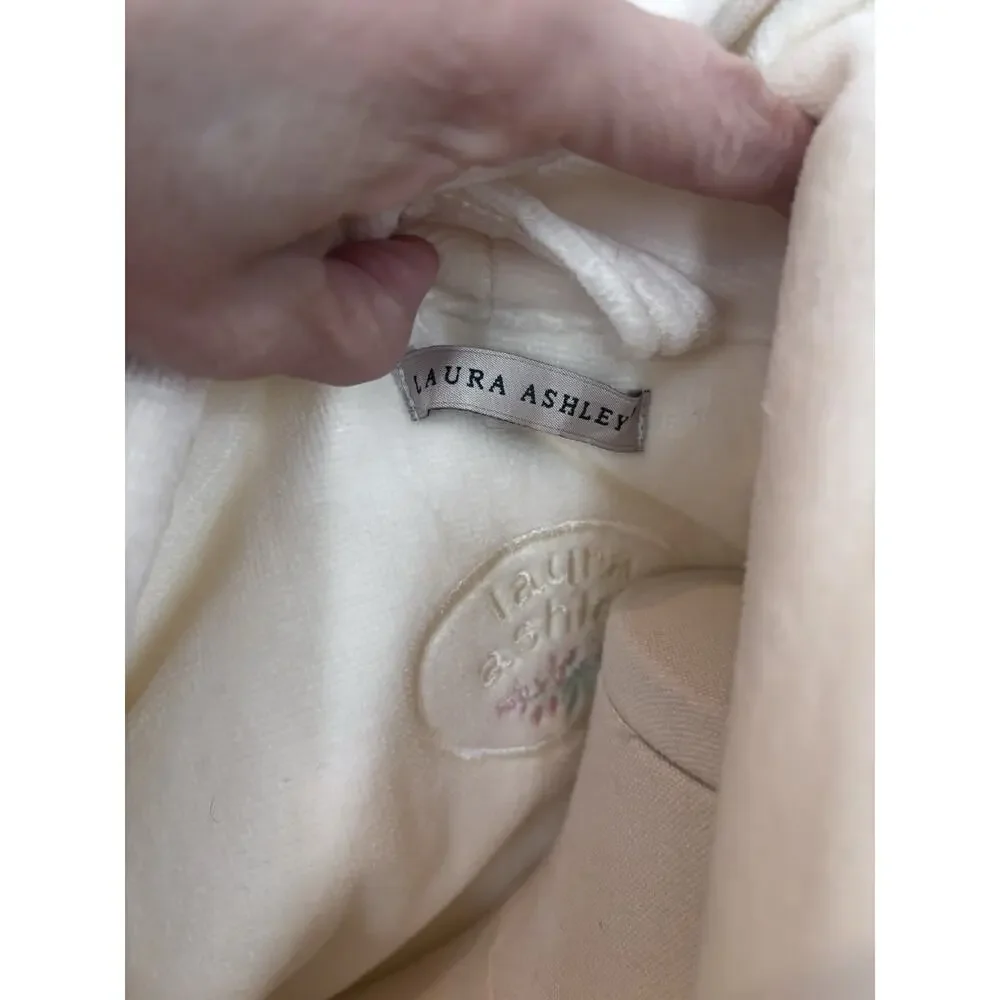 LAURA ASHLEY Robe Ivory Ribbed Belted Fluffy Long Sleeve OSFM 100% Cotton